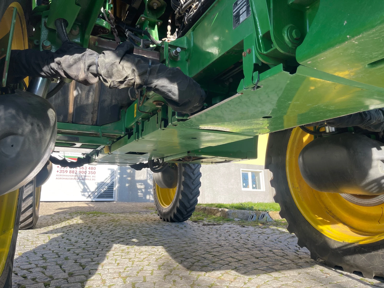 Самоходна пръскачка Друга марка JOHN DEERE R4040i 36 МЕТРА 4000 ЛИТРА ЛИЗИНГ - изображение 10