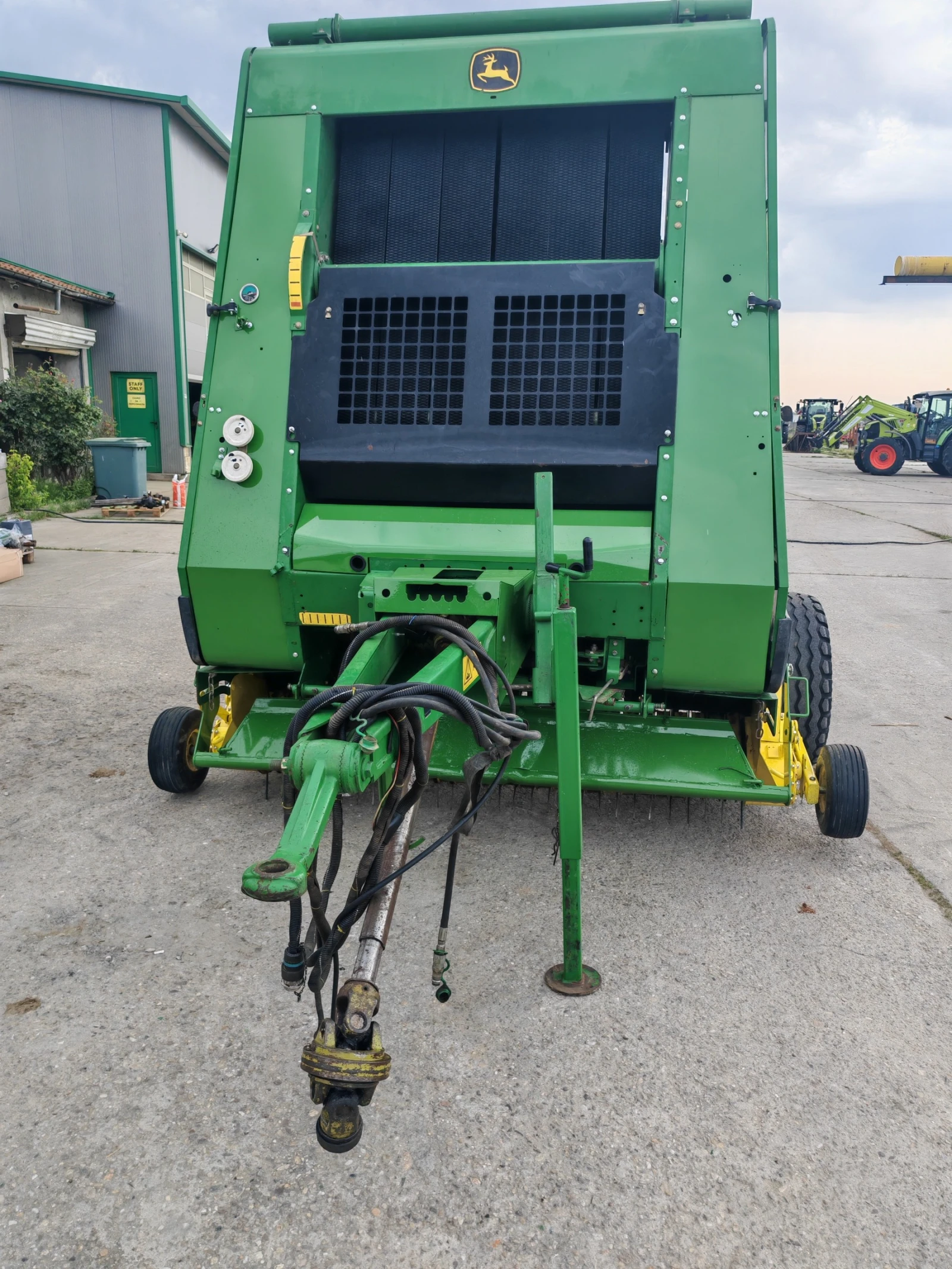 Балировачка John Deere 592 мрежа  сезал лизинг с първоначална вноска 20%, снимка 2 - Селскостопанска техника - 54483148