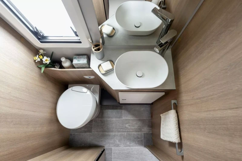 Кемпер Giottiline Toscan 74GC, снимка 12 - Каравани и кемпери - 53230462