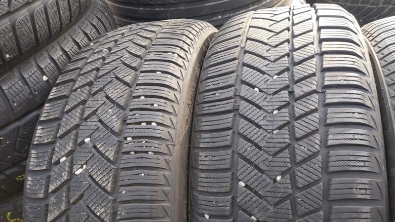 Гуми Зимни 215/50R17, снимка 6 - Гуми и джанти - 27723683