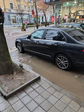     Mercedes-Benz C 220 220 CDI