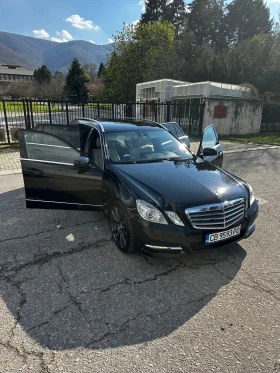 Mercedes-Benz E 350 4x4; CarPlay; Pre-Safe; V6