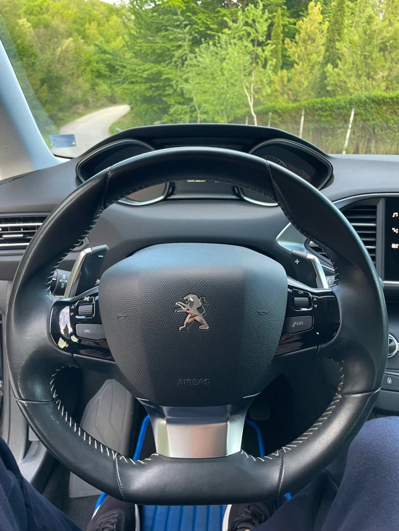 Peugeot 308 T9 Facelift 1.5 BlueHDI 130к.с. 64500км!, снимка 10 - Автомобили и джипове - 46878470