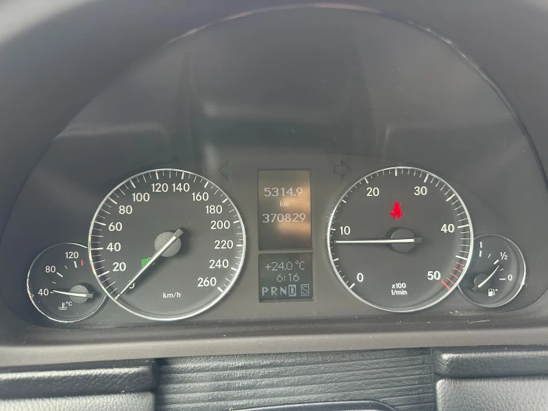 Mercedes-Benz C 220 CDI Facelift, снимка 14 - Автомобили и джипове - 47159806