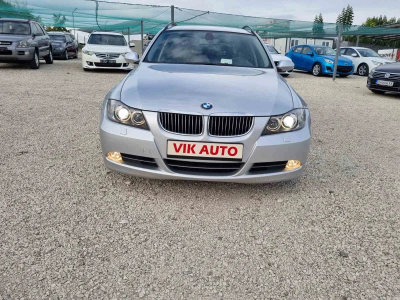 BMW 330, снимка 2 - Автомобили и джипове - 47308273