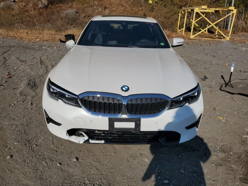 BMW 330 330XI 32000km, снимка 5 - Автомобили и джипове - 48197499