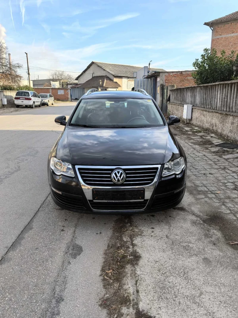 VW Passat 2.0 TDI Highline, снимка 1 - Автомобили и джипове - 48445640