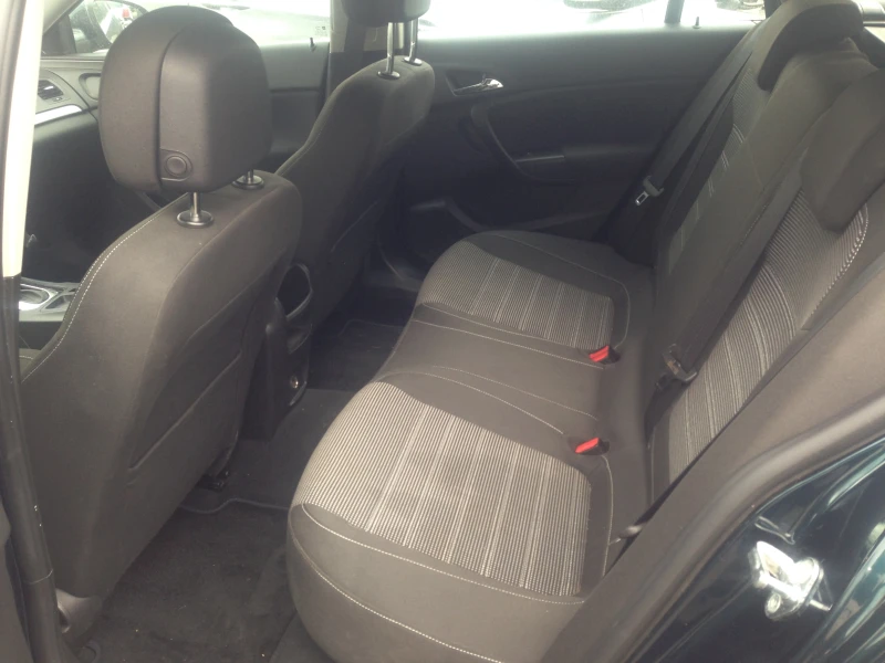 Opel Insignia FACE/LED1.6CDti/136/Automat/NAVI/SportsTourer/Eur6, снимка 9 - Автомобили и джипове - 49680895