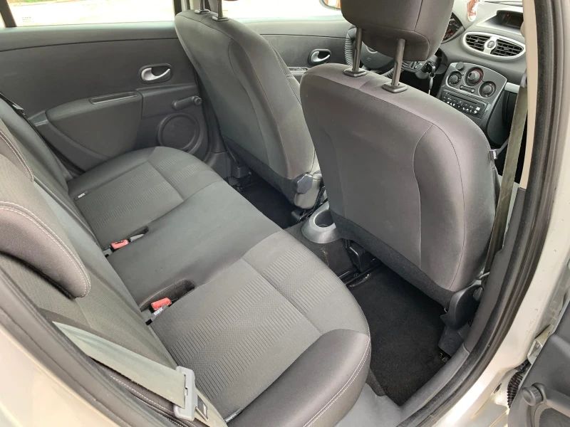 Renault Clio 1.5 DCI 50kW Климатик, снимка 15 - Автомобили и джипове - 50477009