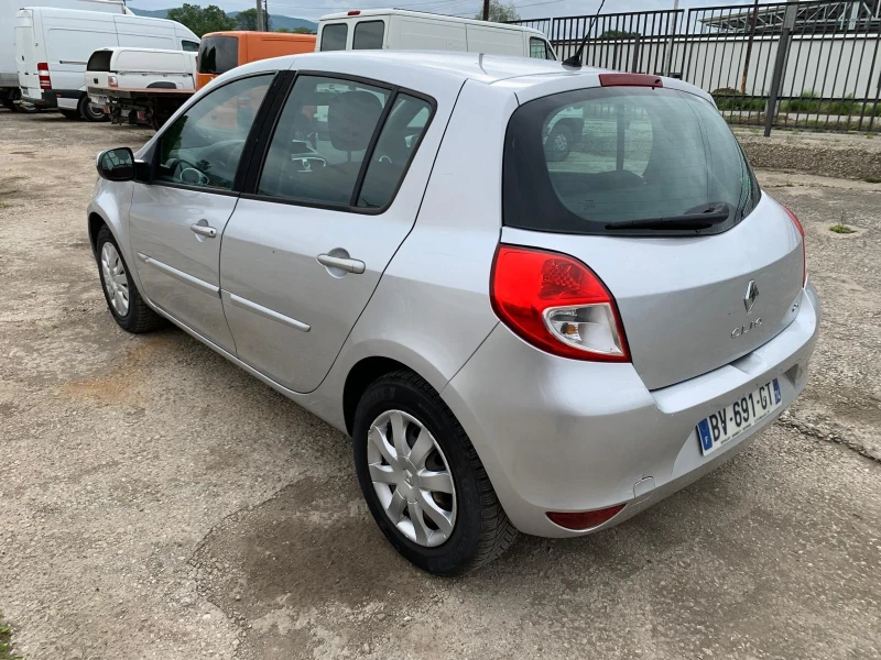 Renault Clio 1.5 DCI 50kW Климатик, снимка 8 - Автомобили и джипове - 50477009