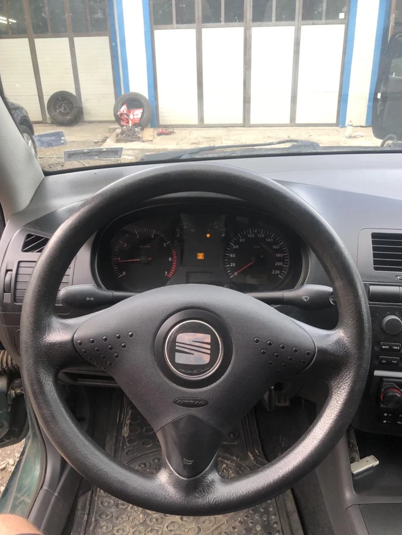 Seat Ibiza, снимка 8 - Автомобили и джипове - 52353817