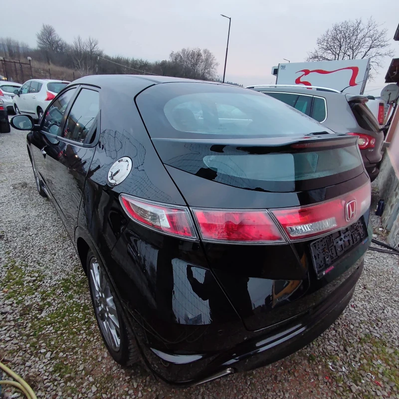 Honda Civic 1.8 i* VTEC* 140ks* FACELIFT* 125хкм* , снимка 6 - Автомобили и джипове - 52876640