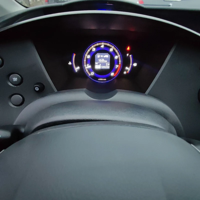 Honda Civic 1.8 i* VTEC* 140ks* FACELIFT* 125хкм* , снимка 11 - Автомобили и джипове - 52876640