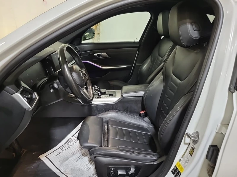 BMW 330 / XDRIVE / AMBIENT / PANO / ДВА КЛЮЧА / CARFAX, снимка 10 - Автомобили и джипове - 53272977