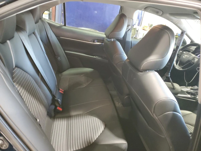 Toyota Camry 2.5l Se, снимка 10 - Автомобили и джипове - 53528526