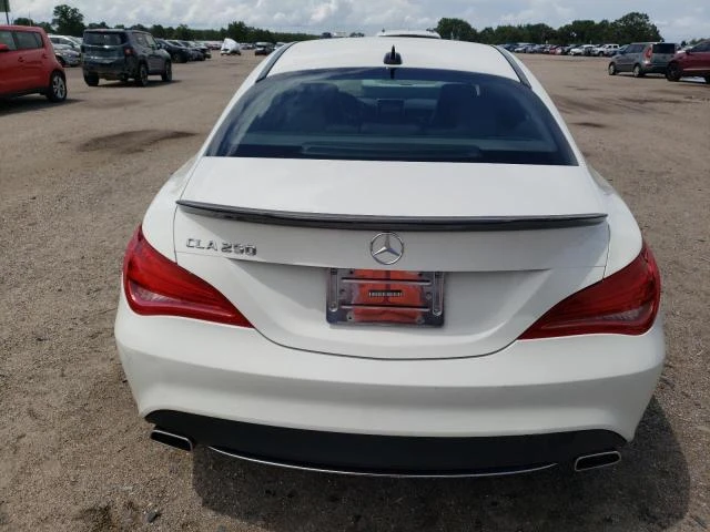 Mercedes-Benz CLA 250, снимка 6 - Автомобили и джипове - 47227171