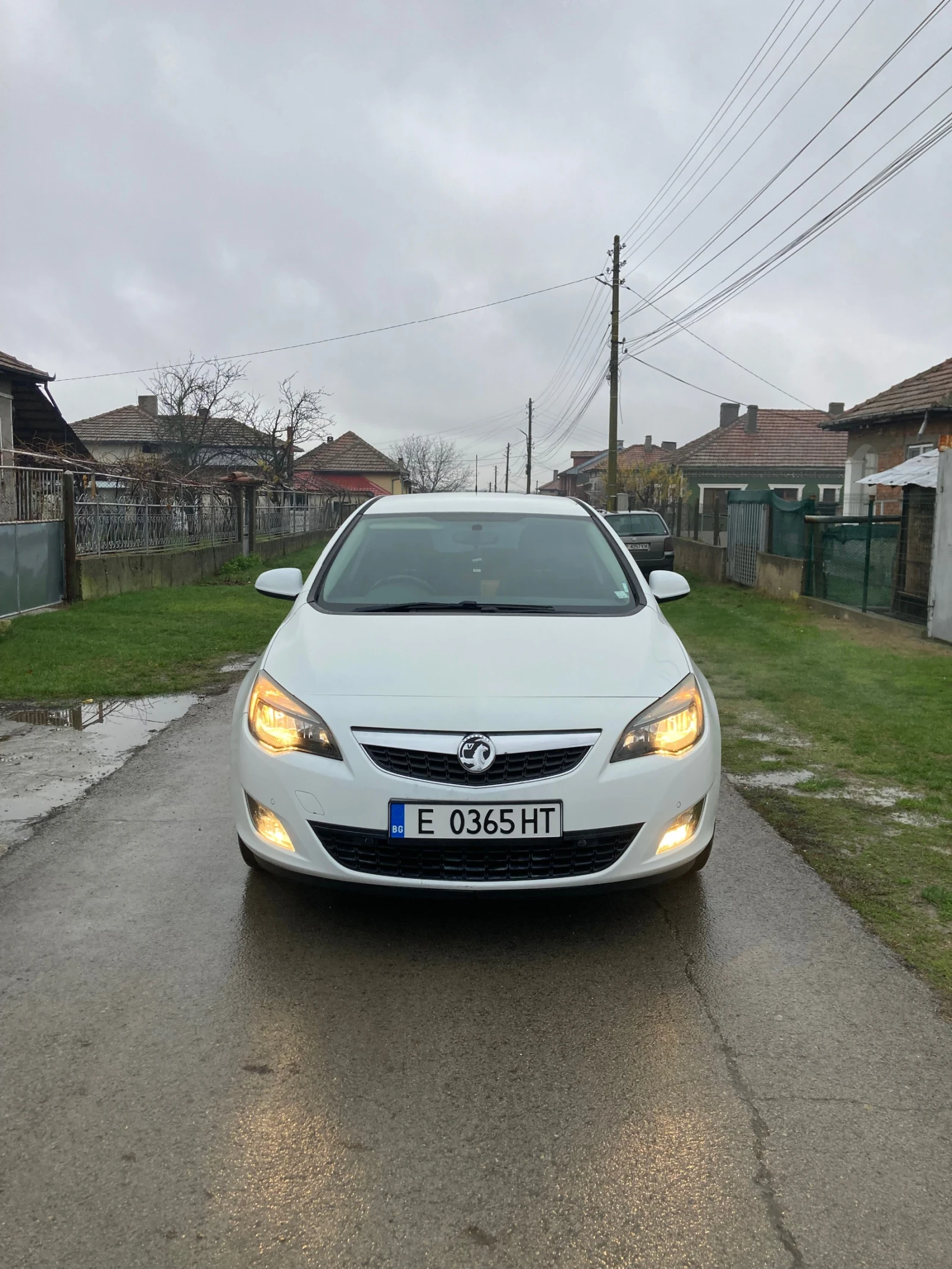 Opel Astra J SRI, снимка 1