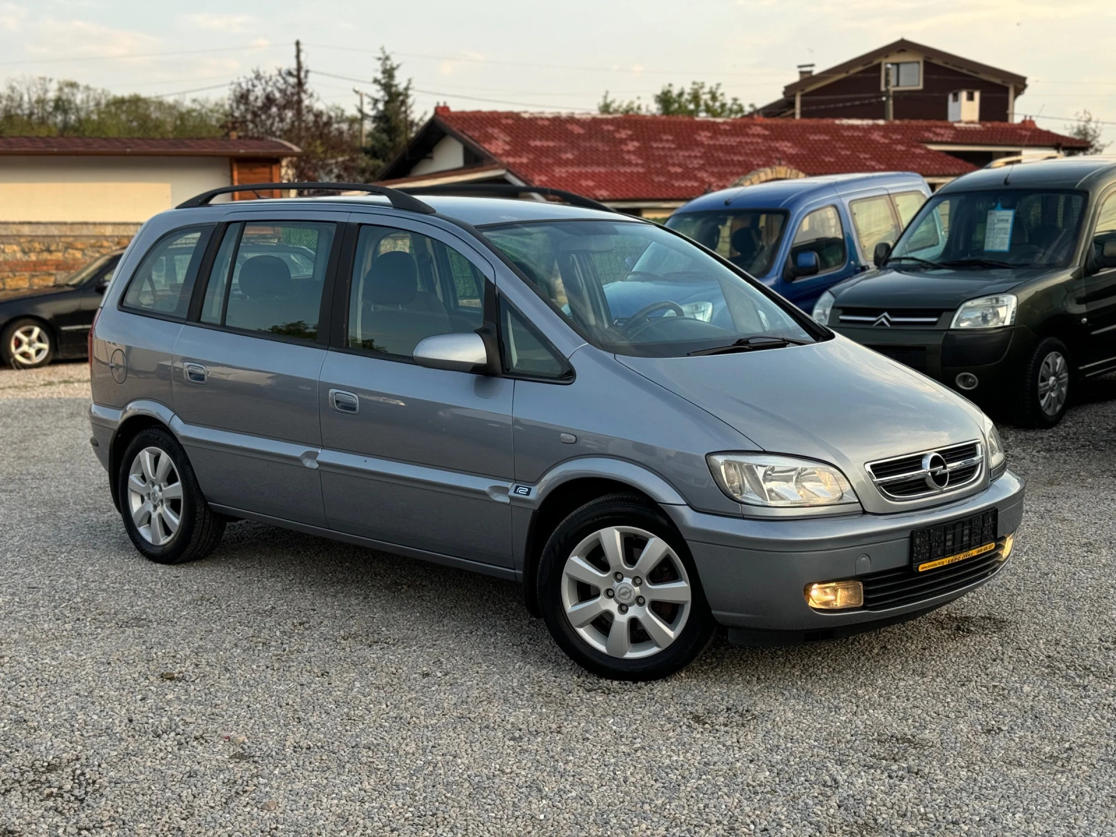 Opel Zafira 1.6i 101кс 7-места КЛИМАТРОНИК НАВИГАЦИЯ  - изображение 7