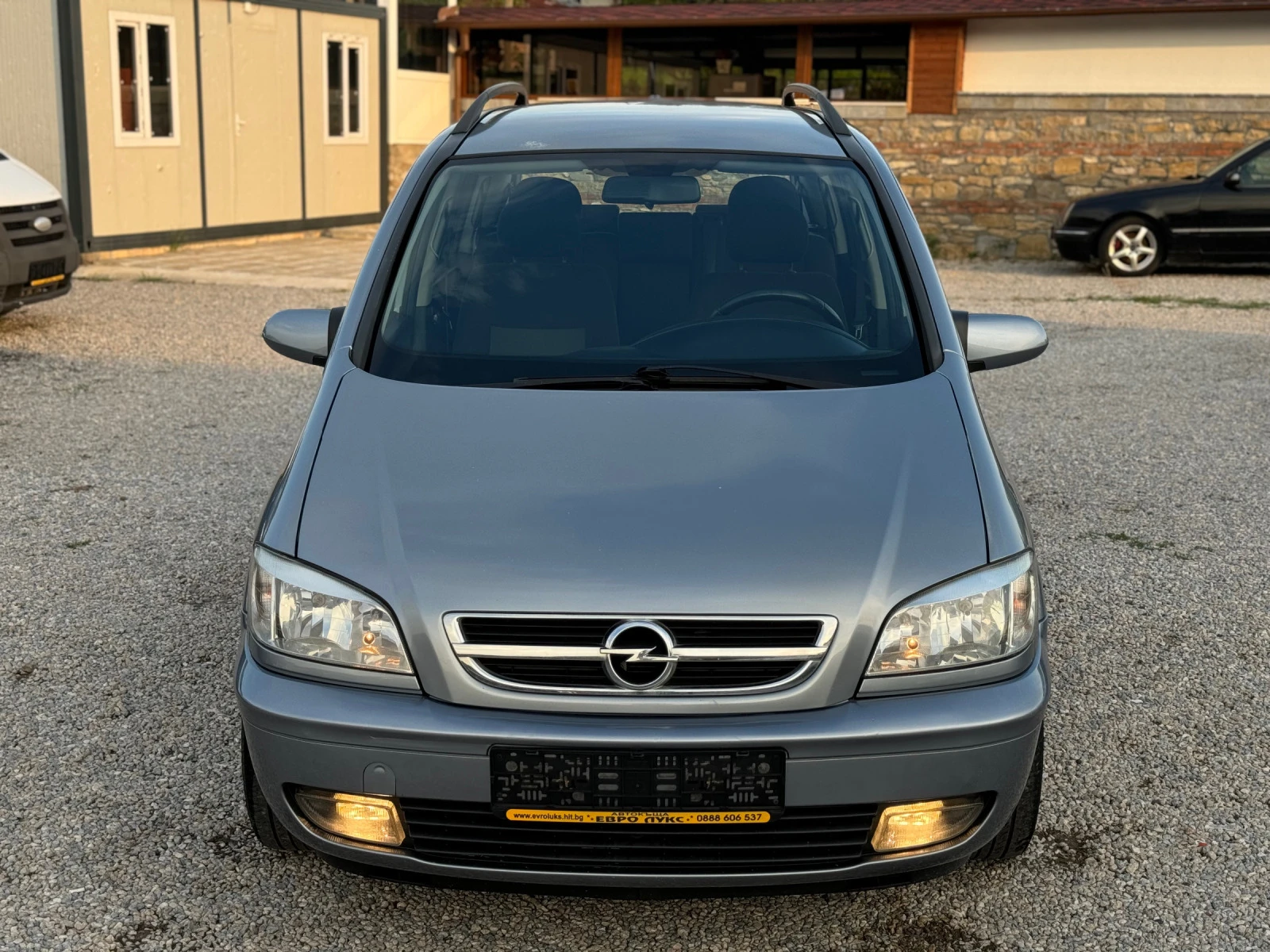 Opel Zafira 1.6i 101кс 7-места КЛИМАТРОНИК НАВИГАЦИЯ  - изображение 2