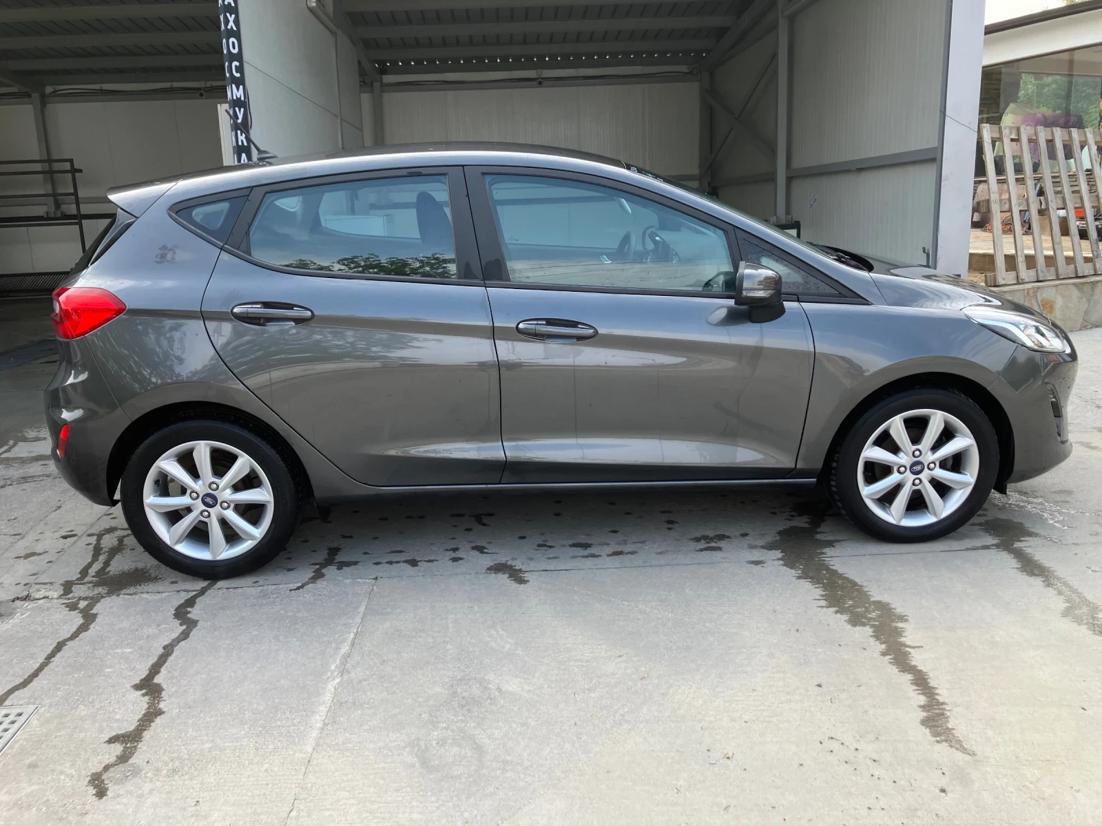 Ford Fiesta 1.1l - изображение 7