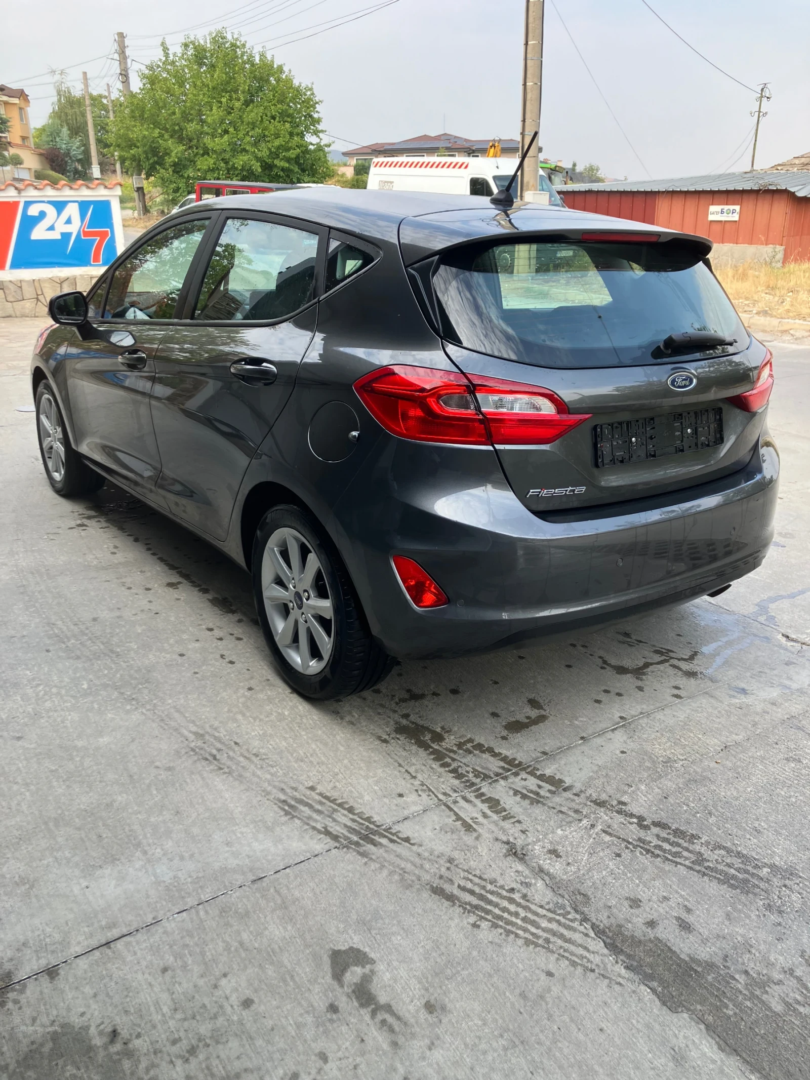 Ford Fiesta 1.1l - изображение 4