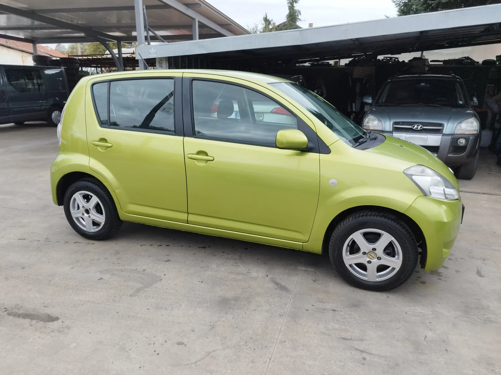 Daihatsu Sirion 1.3i 4х4 - изображение 3