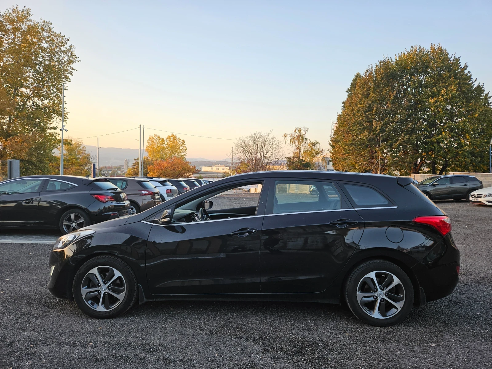 Hyundai I30 1.6CRDI E6 - изображение 6