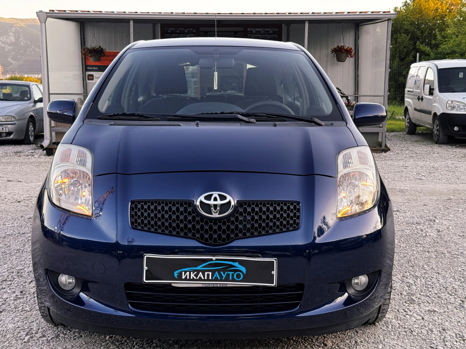 Toyota Yaris 1.4D4D АВТОМАТИК ИТАЛИЯ - изображение 2