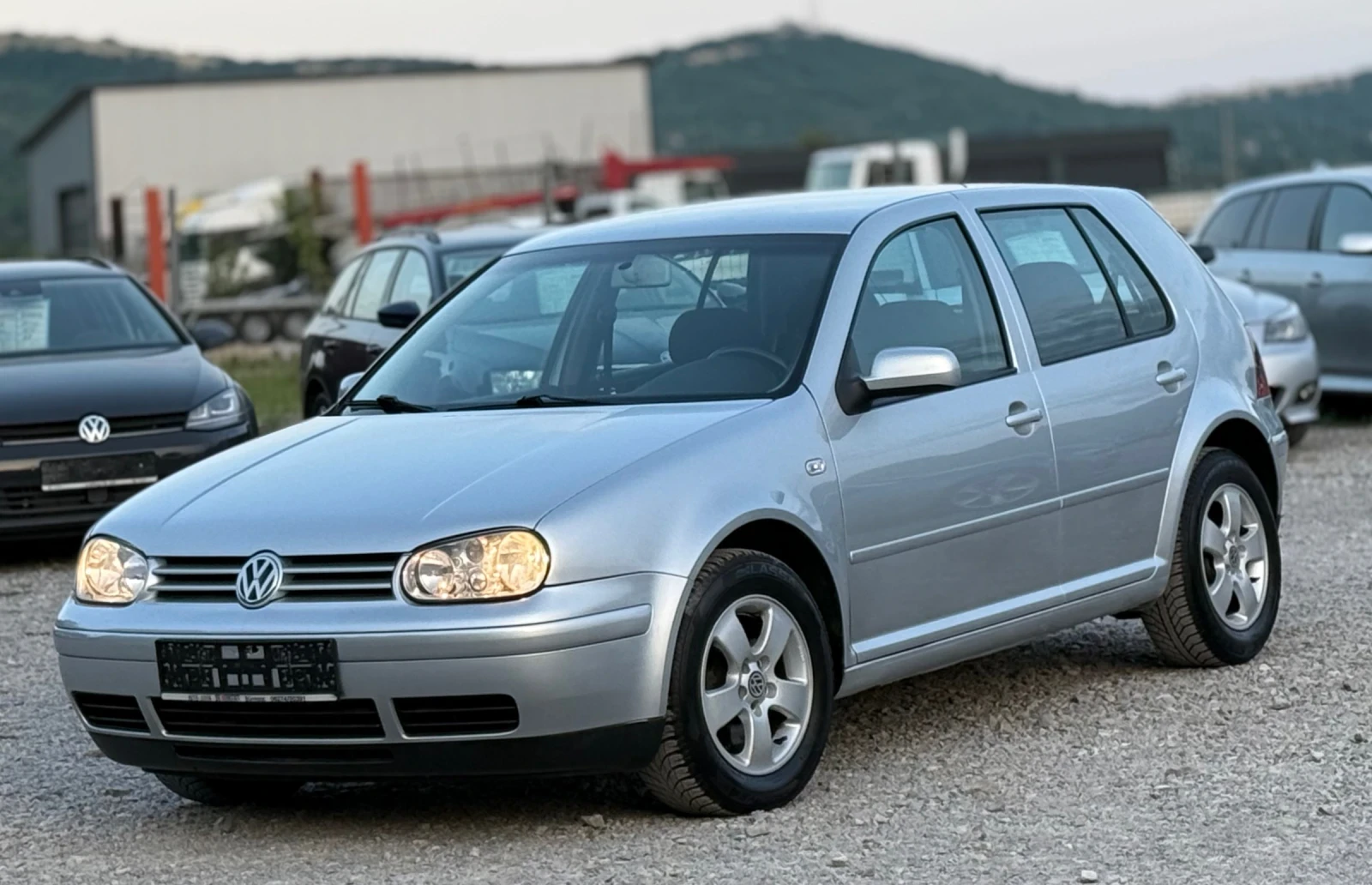 VW Golf 1.9TDi 101к.с * Климатроник*  - изображение 3