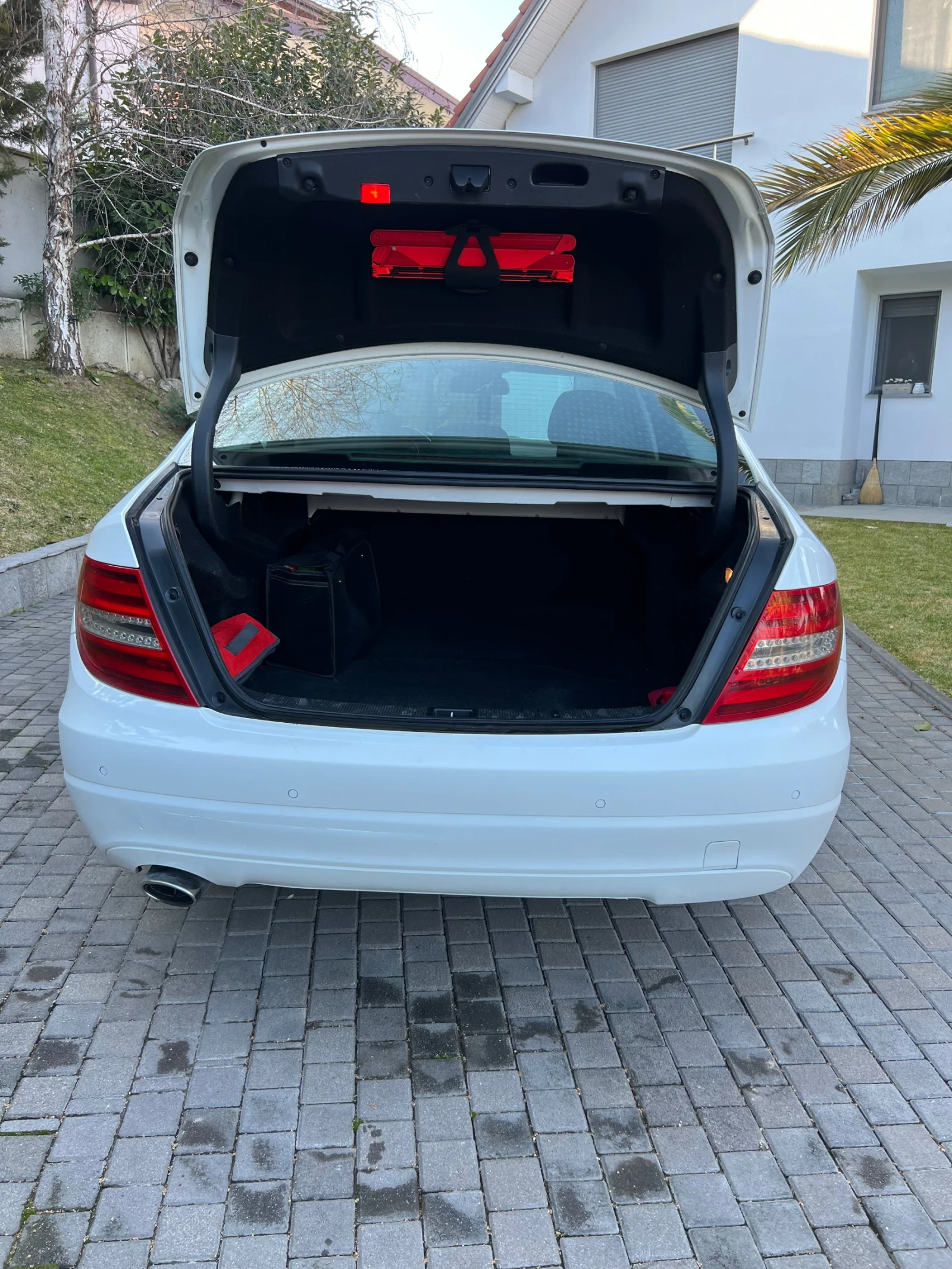 Mercedes-Benz C 220  - изображение 10