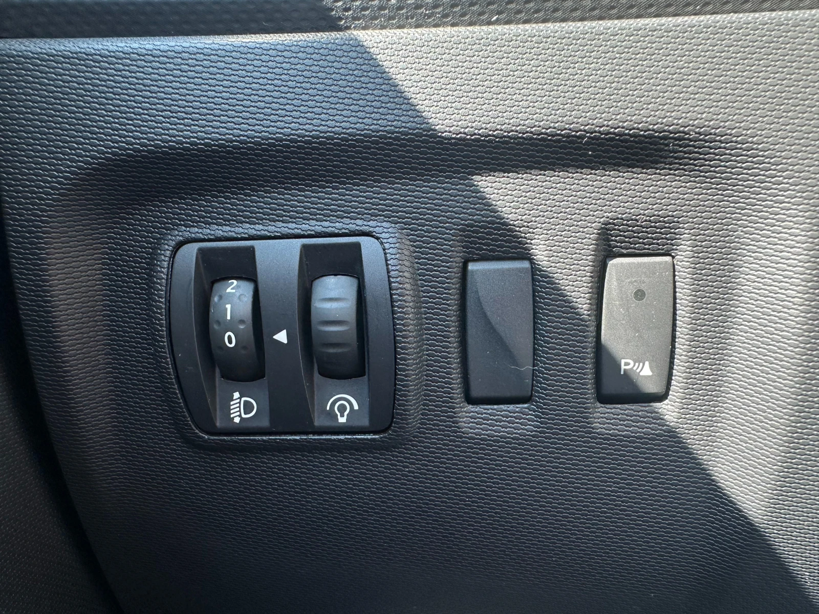 Renault Captur 1.5d 90 к.с. | Mobile.bg — изображение 14