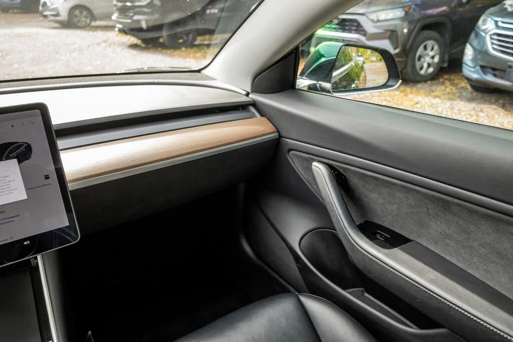 Tesla Model 3 *  *    *   *  | Mobile.bg   12