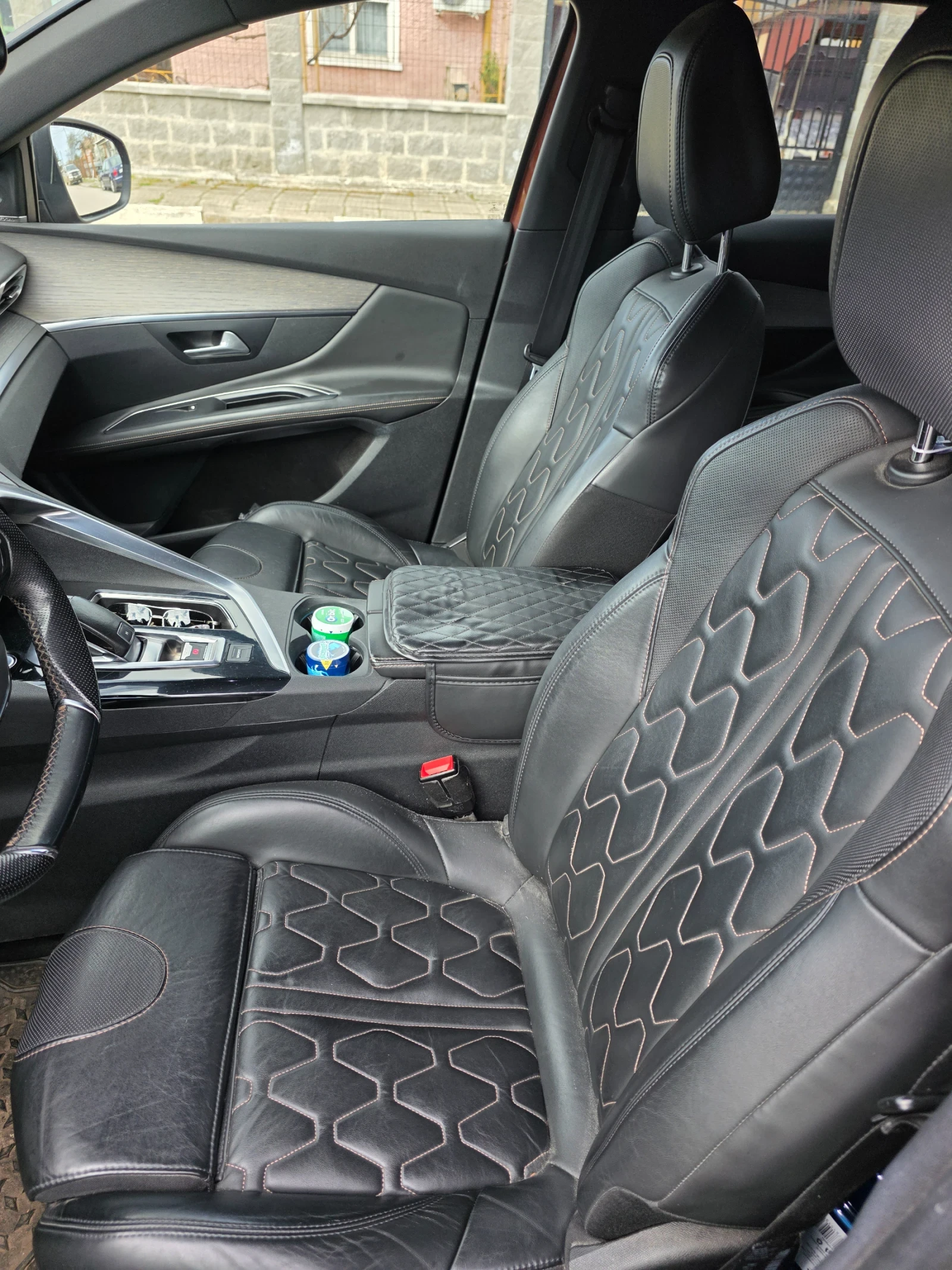 Peugeot 3008, снимка 6 - Автомобили и джипове - 54265818