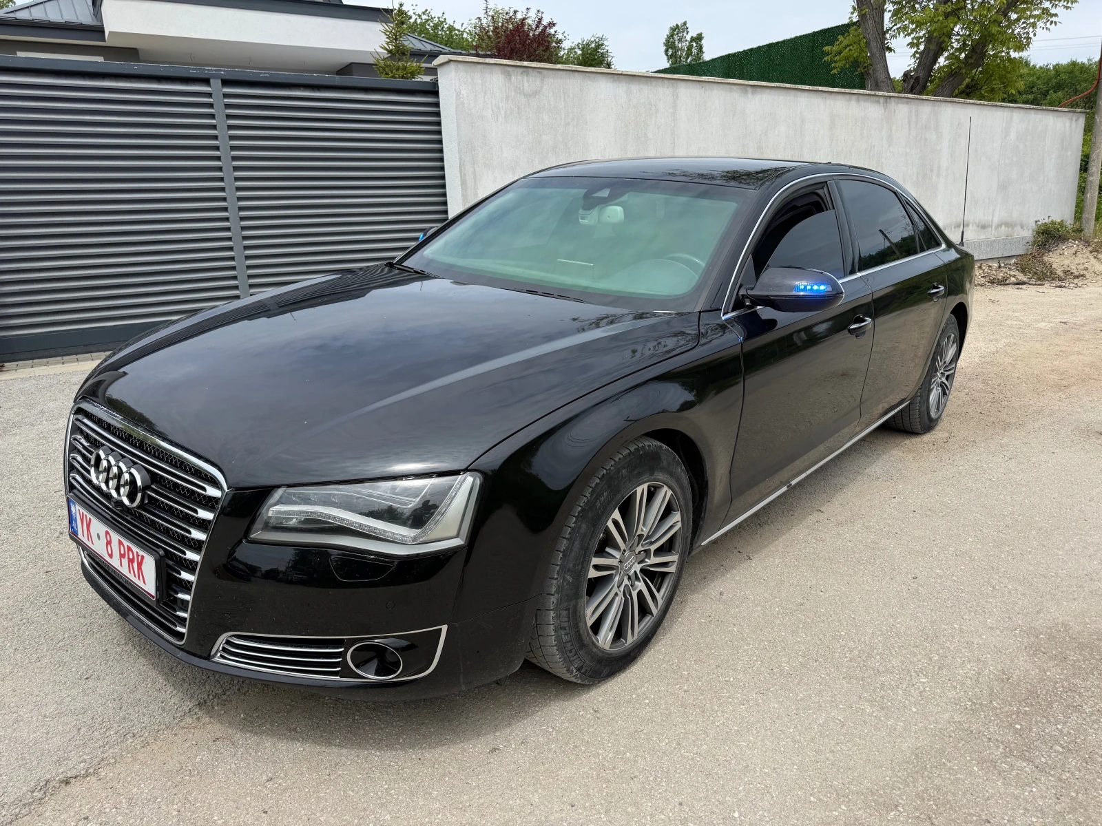 Audi A8 БРОНИРАН* VR9* TVx3* Exclucive* СЕРВИЗ* , снимка 7 - Автомобили и джипове - 54608628