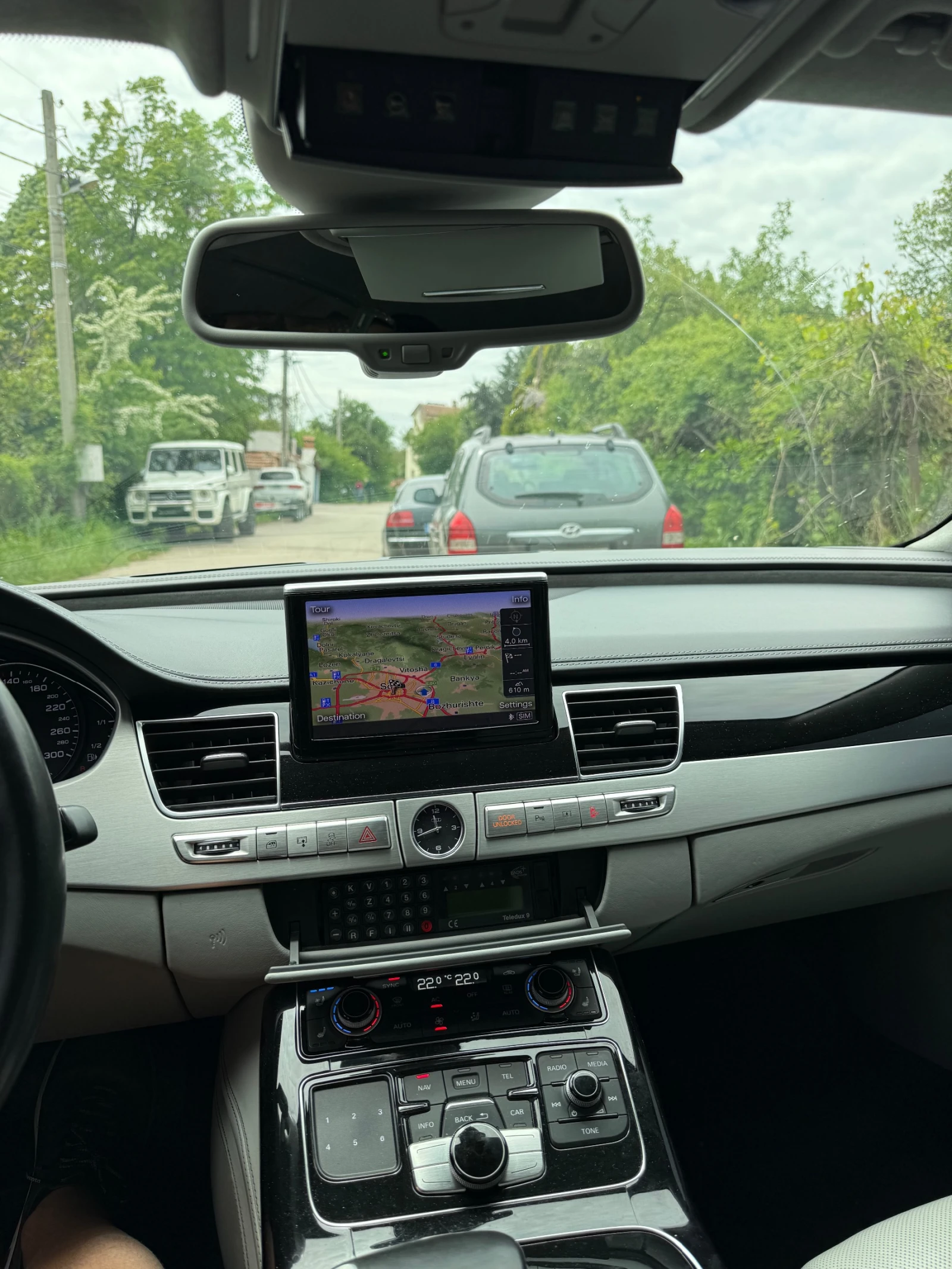 Audi A8 БРОНИРАН* VR9* TVx3* Exclucive* СЕРВИЗ* , снимка 11 - Автомобили и джипове - 54608628
