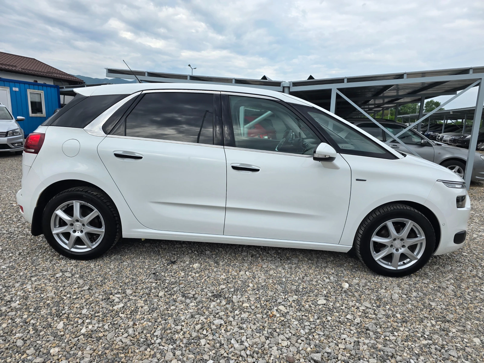 Citroen C4 Picasso 1, 61.6 BLUE  HDI 120кс.   ! ! ! ЕВРО 6 !! АВТОМАТ, снимка 6 - Автомобили и джипове - 54805920