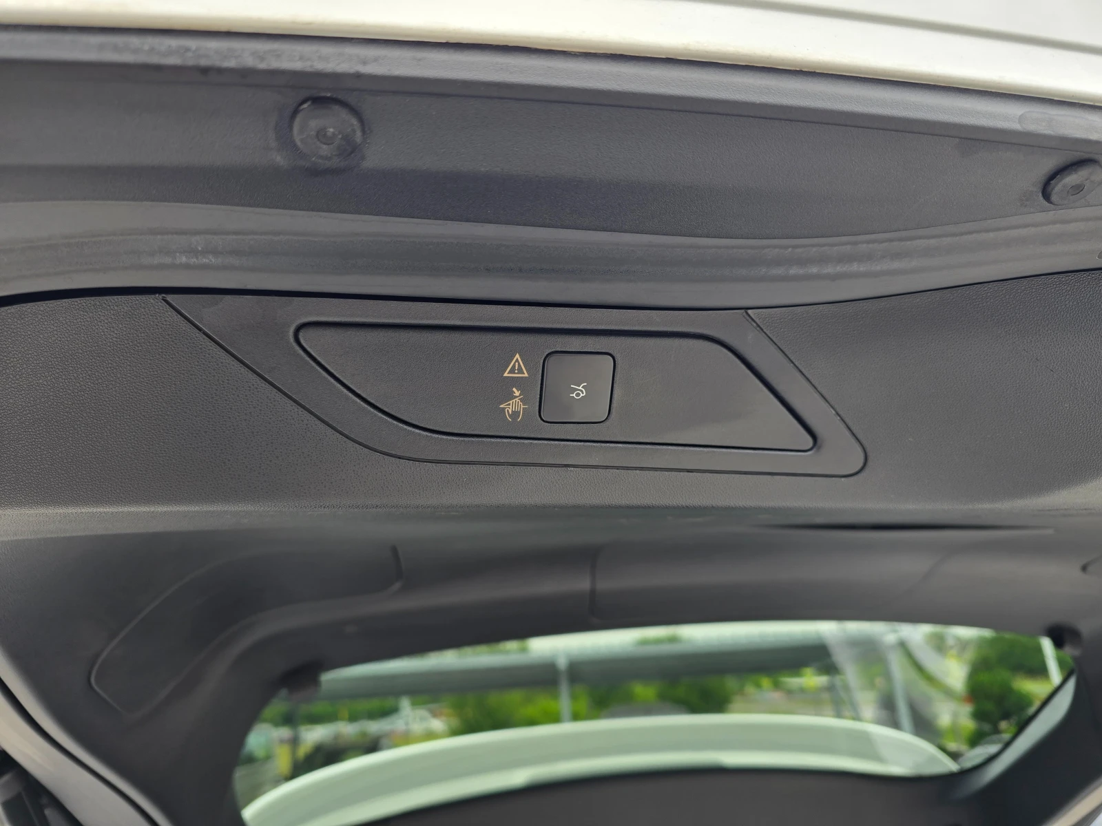 Citroen C4 Picasso 1, 61.6 BLUE  HDI 120кс.   ! ! ! ЕВРО 6 !! АВТОМАТ, снимка 17 - Автомобили и джипове - 54805920