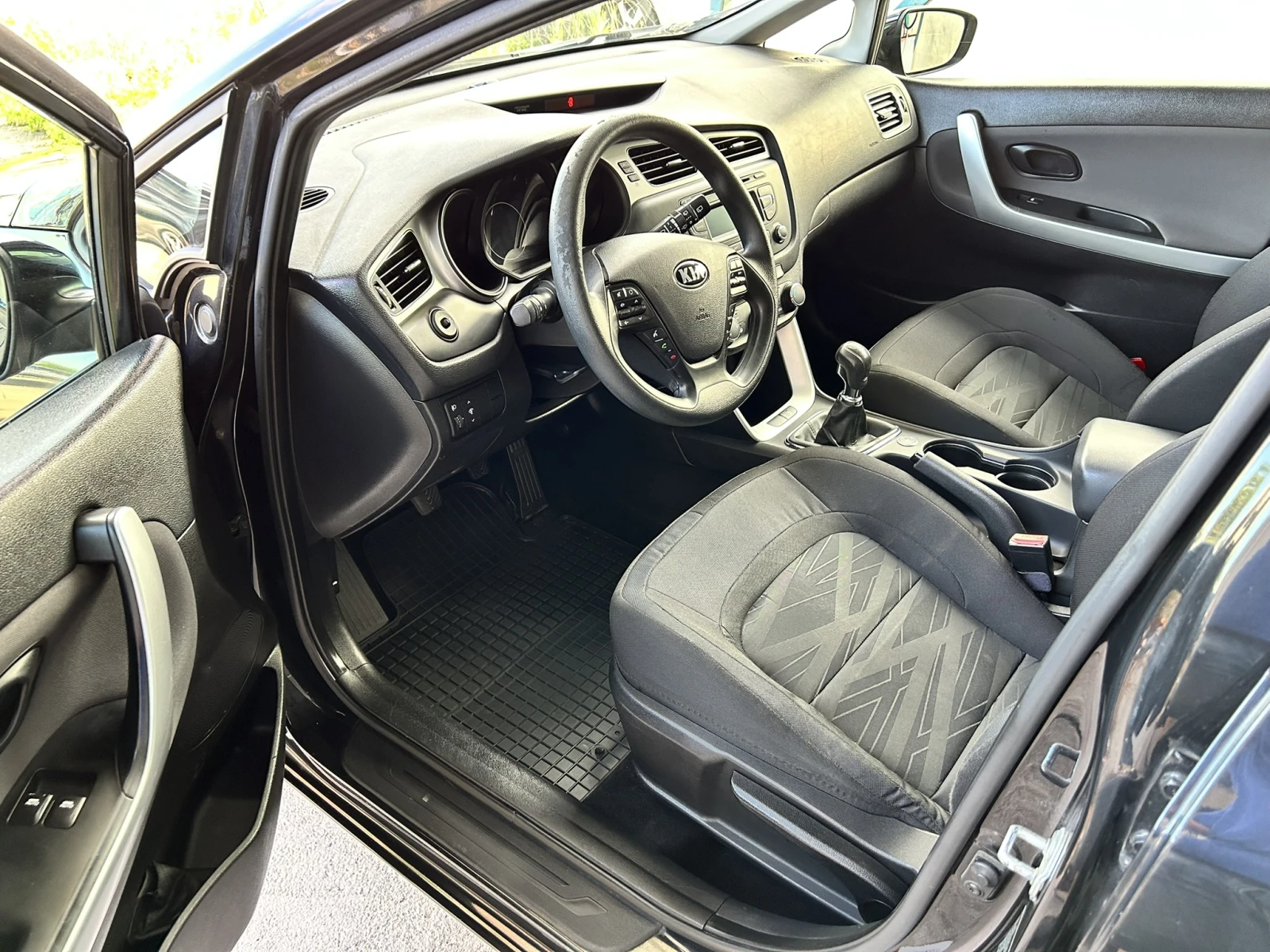 Kia Ceed 1.4* LPG* , снимка 9 - Автомобили и джипове - 55086594