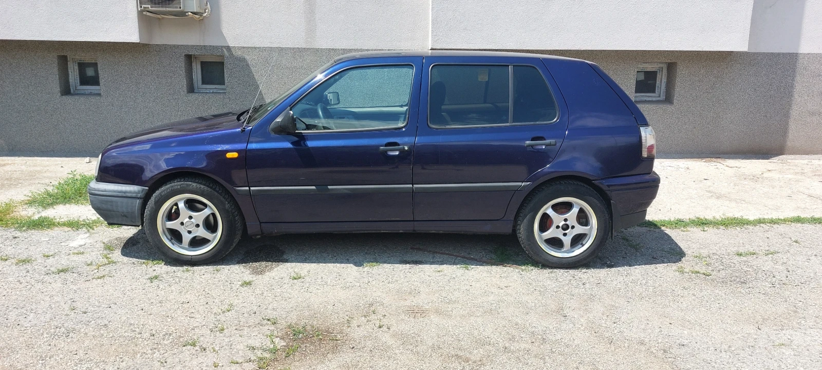 VW Golf 3  1.8 моно бензин/газ, снимка 5 - Автомобили и джипове - 55396536