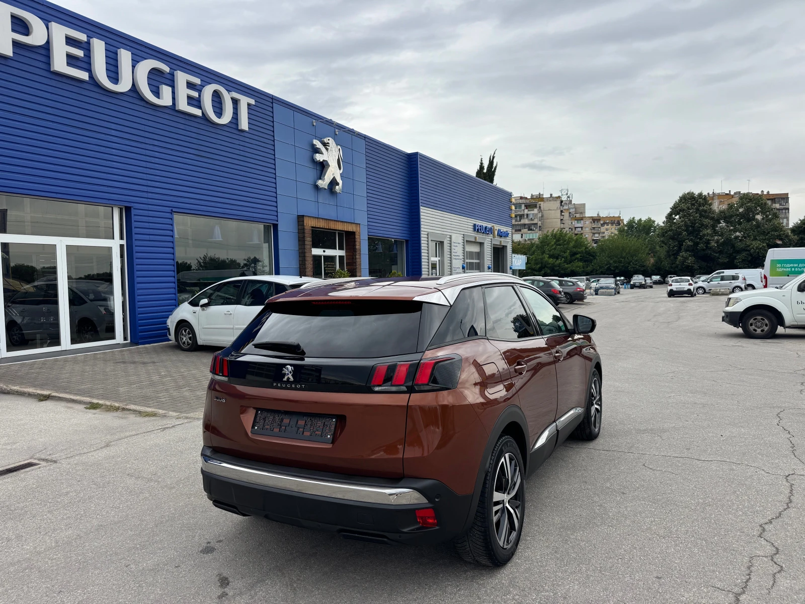 Peugeot 3008 1.6D 120kc Allure Full LED avtomat, снимка 5 - Автомобили и джипове - 55430677
