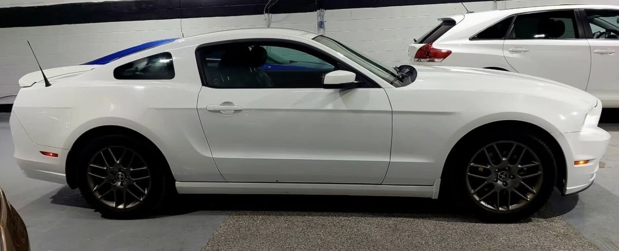 Ford Mustang 3.7 V6 * РЪЧКА * ФЕЙС * ПОДГРЕВ * CARFAX * , снимка 7 - Автомобили и джипове - 55466494