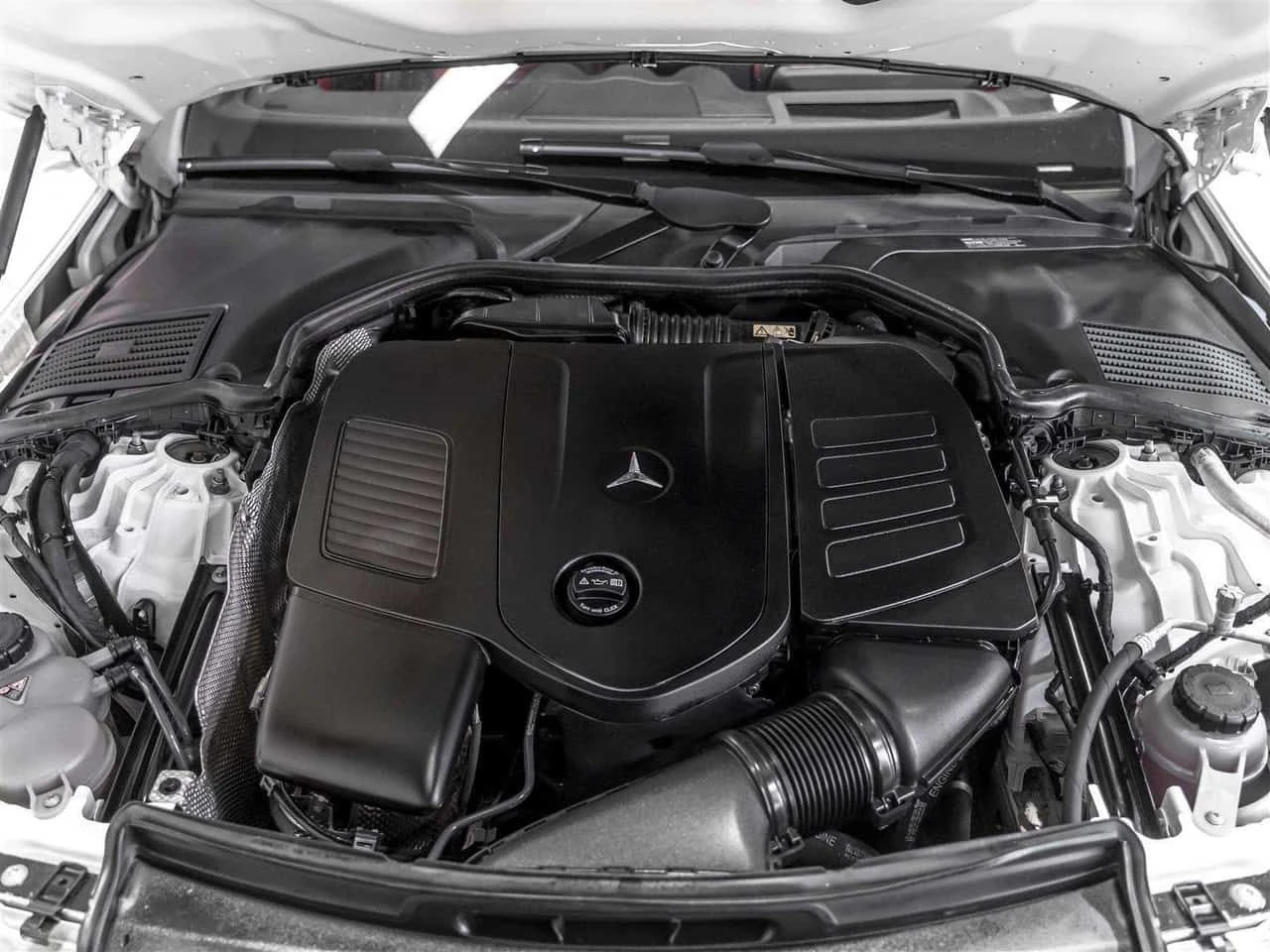 Mercedes-Benz C 300 | ФИНАНСИРАНЕ| ЦЕНА ДО БЪЛГАРИЯ| , снимка 15 - Автомобили и джипове - 55478039