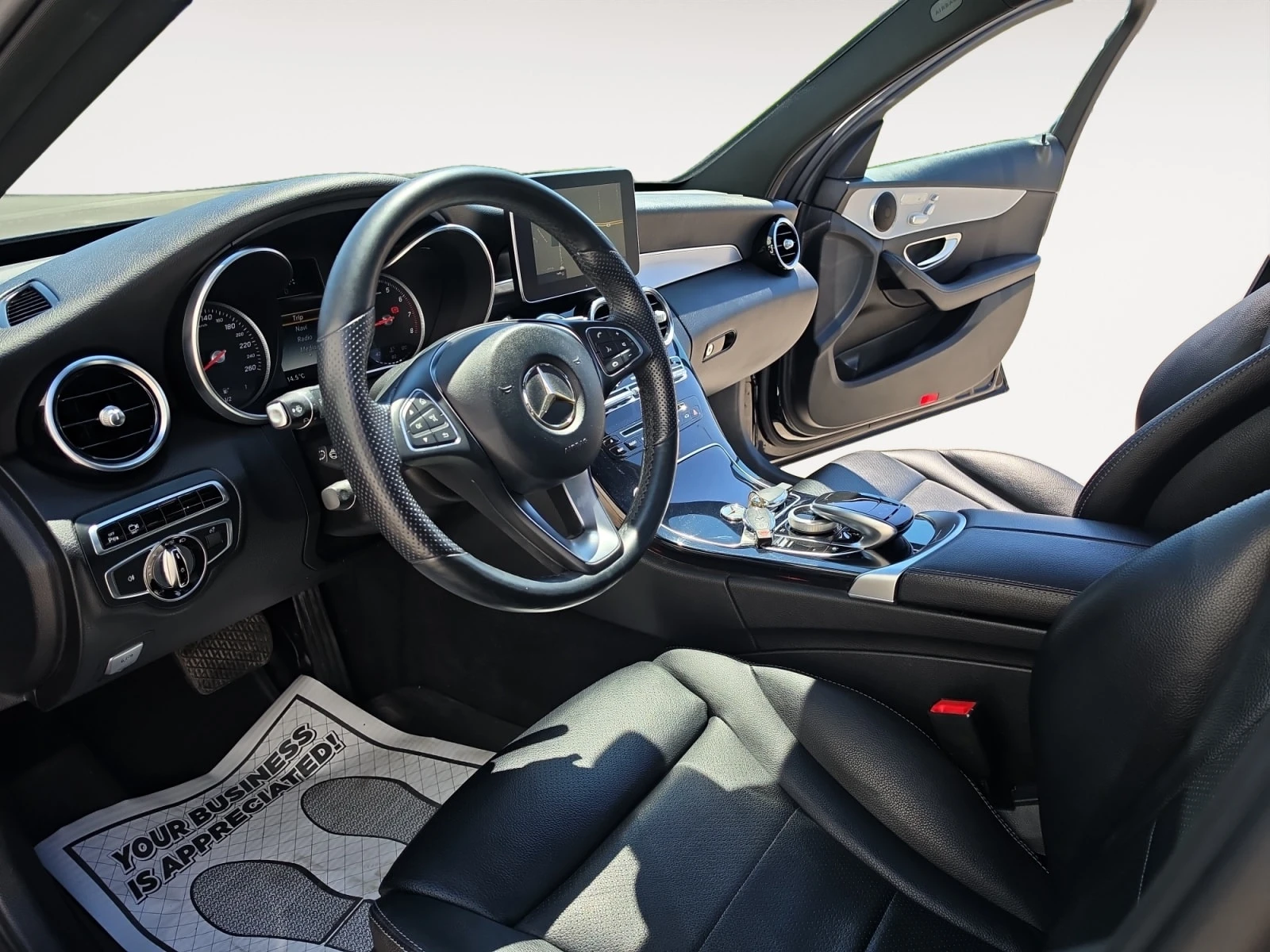 Mercedes-Benz C 300 * CARFAX * ОПЦИЯ ЗА ФИНАНСИРАНЕ * , снимка 5 - Автомобили и джипове - 55831033