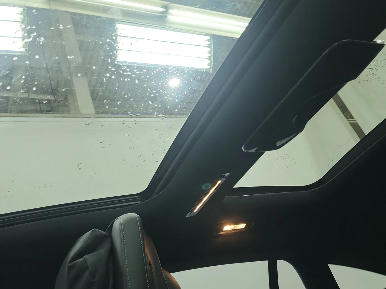 Mercedes-Benz EQS * 580 * АВТОКРЕДИТ БЕЗ ПЪРВОНАЧАЛНА ВНОСКА* , снимка 13 - Автомобили и джипове - 55891640
