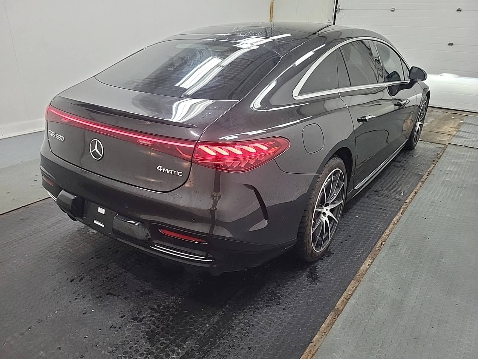 Mercedes-Benz EQS * 580 * АВТОКРЕДИТ БЕЗ ПЪРВОНАЧАЛНА ВНОСКА* , снимка 3 - Автомобили и джипове - 55891640