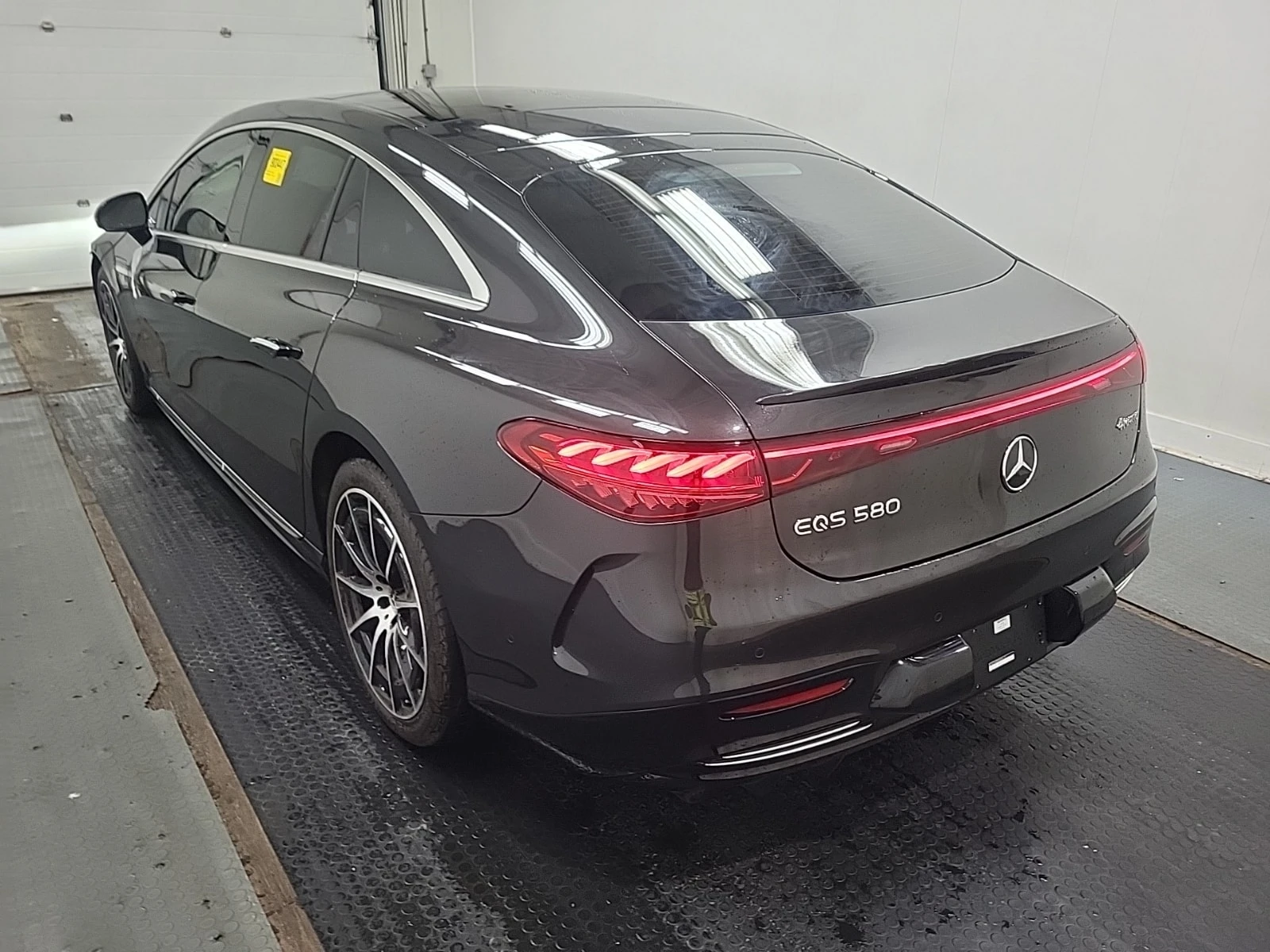 Mercedes-Benz EQS * 580 * АВТОКРЕДИТ БЕЗ ПЪРВОНАЧАЛНА ВНОСКА* , снимка 4 - Автомобили и джипове - 55891640