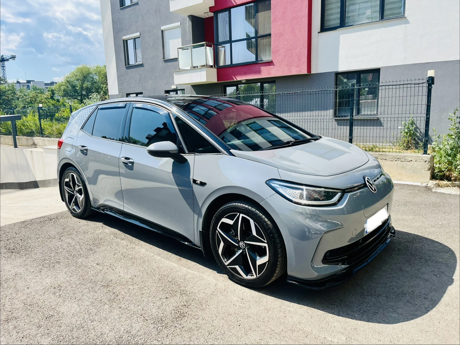 VW ID.3, снимка 2 - Автомобили и джипове - 55956308