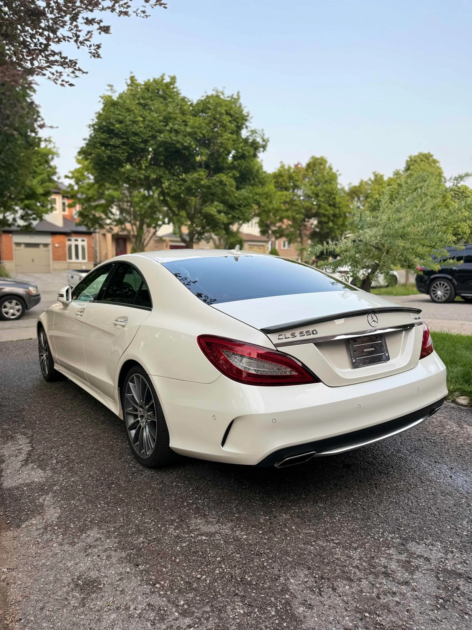 Mercedes-Benz CLS 550 * CARFAX * ПОДГРЕВ* ОБДУХВАНЕ * АВТОКРЕДИТ * , снимка 14 - Автомобили и джипове - 55975969