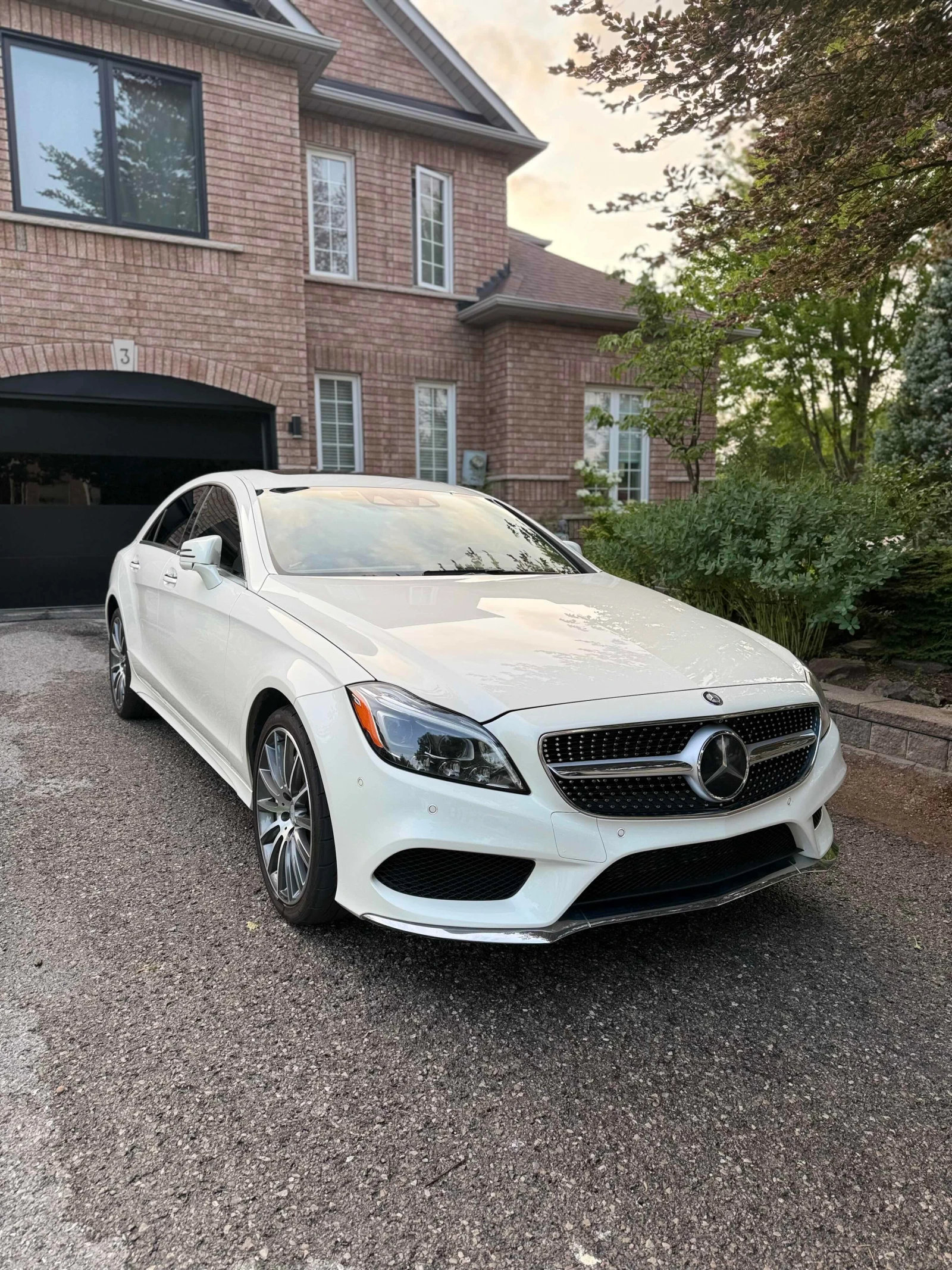 Mercedes-Benz CLS 550 * CARFAX * ПОДГРЕВ* ОБДУХВАНЕ * АВТОКРЕДИТ * 