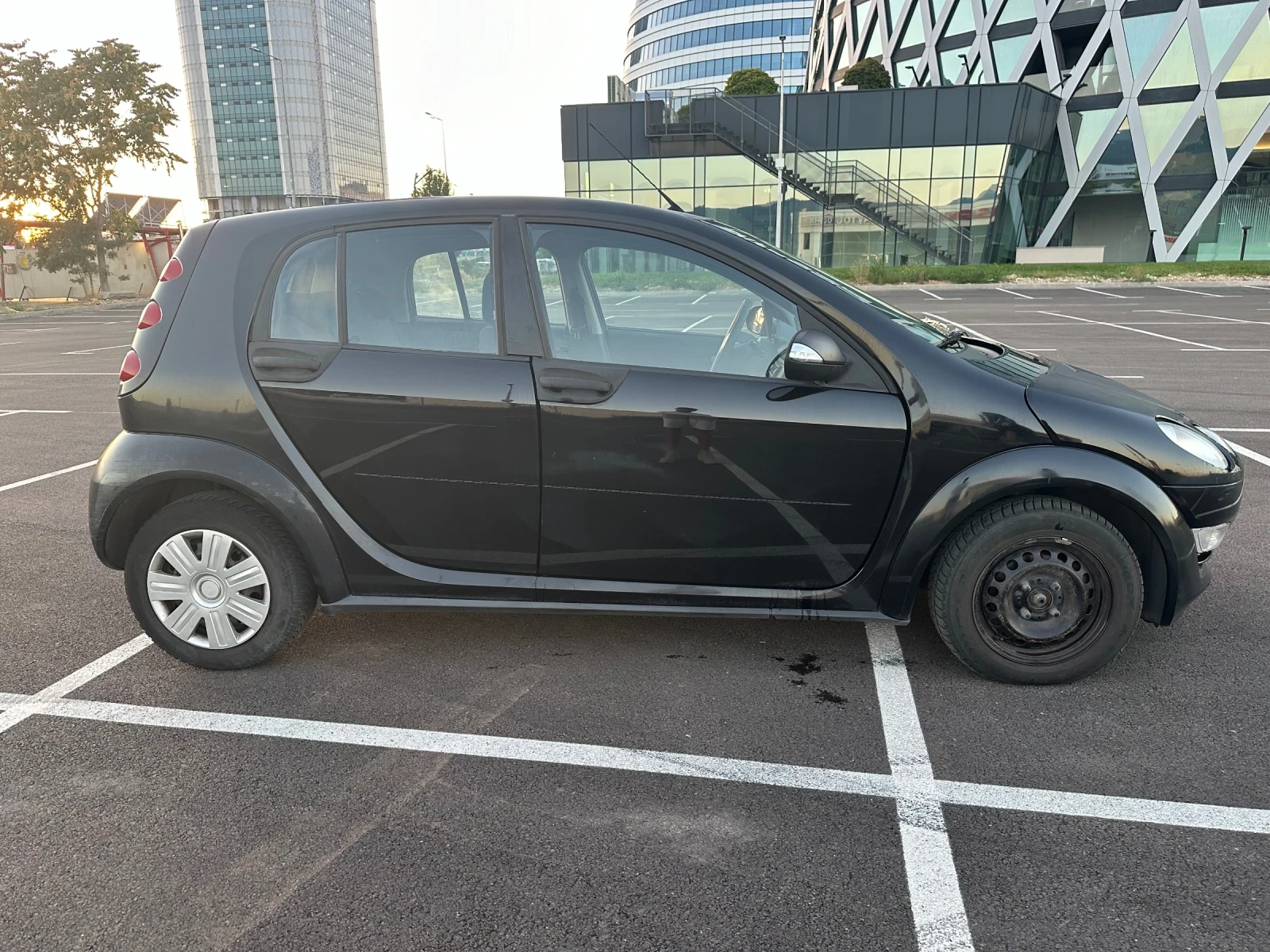 Smart Forfour 1.3, снимка 2 - Автомобили и джипове - 56154263